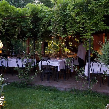 Amare Ristorante Locanda Certosa di Pavia Bagian luar foto