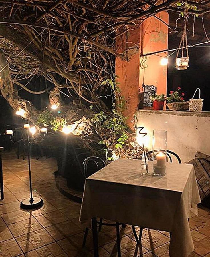Amare Ristorante Locanda Certosa di Pavia Bagian luar foto